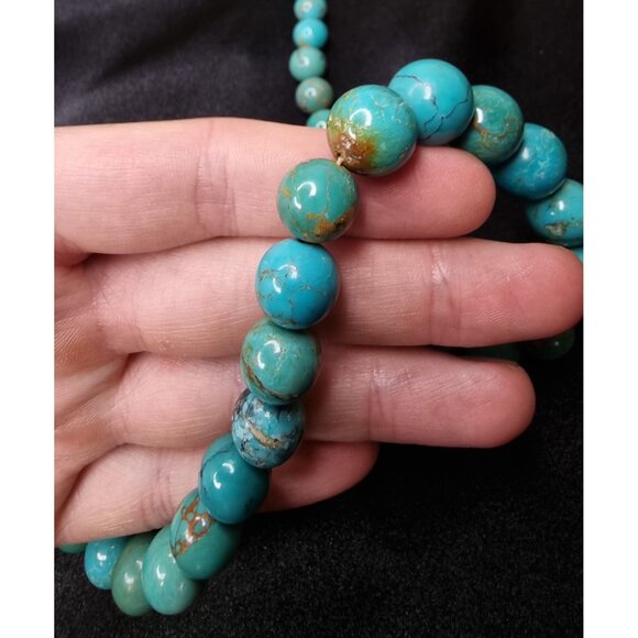 Vintage Late 20th Century Turquoise Graduated Beaded Necklace - Picture 4 of 4